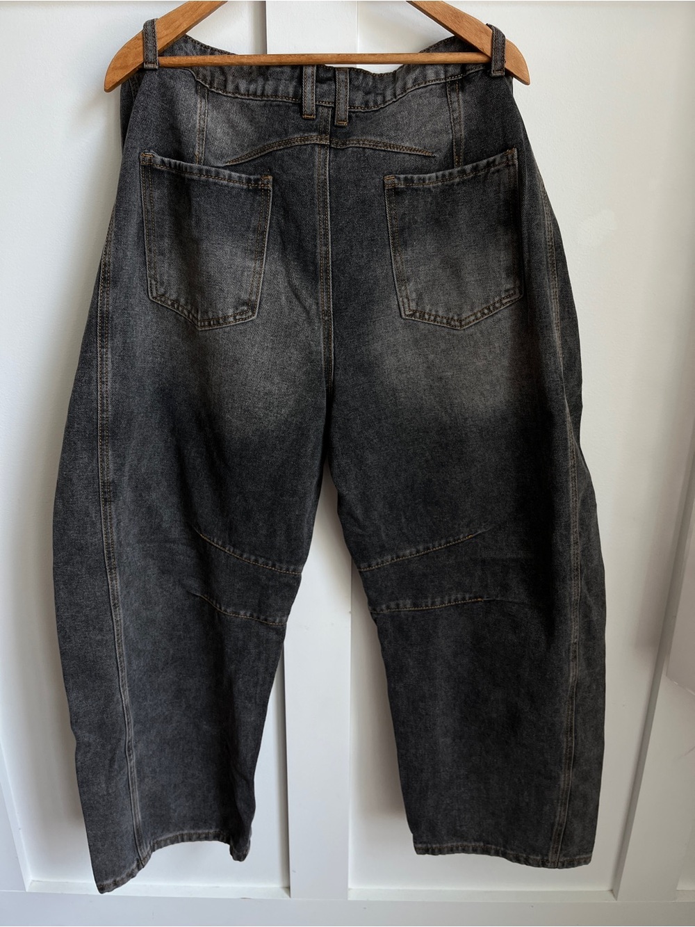 Women’s Barrel Washed Black Denim Jeans Size 12 - Picture 2 of 5